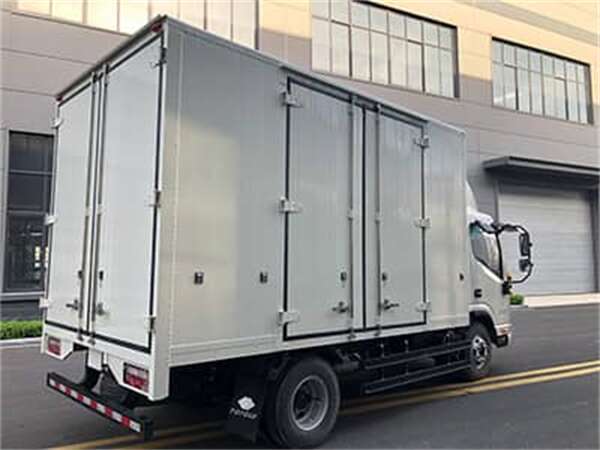 CFRT纖維熱(re)複合闆(pan)替代汽(qì)車傳統(tǒng)鋼構減(jian)重