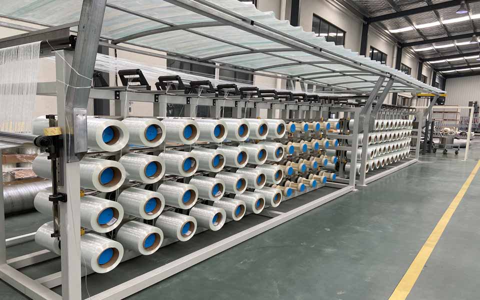 什麽是連(lian)續纖維增強熱塑(sù)性複合材料（CFRTP），優勢(shi)是什麽(圖1)